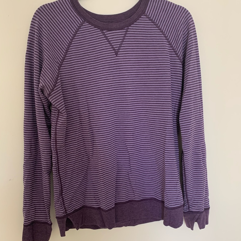 Lulu Lemon Crew Neck sweatshirt